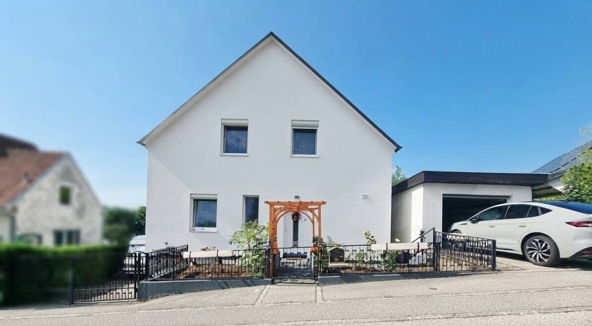 Living close to nature – well maintained, thermally renovated detached house