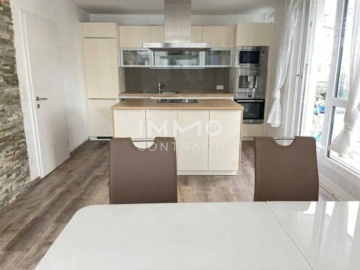 WOW! 1070 WIEN  3 ZIMMER · 2 BALKON + 41 M² TERRASSE Wohnen mit außergewöhnlichem Außenbereich
