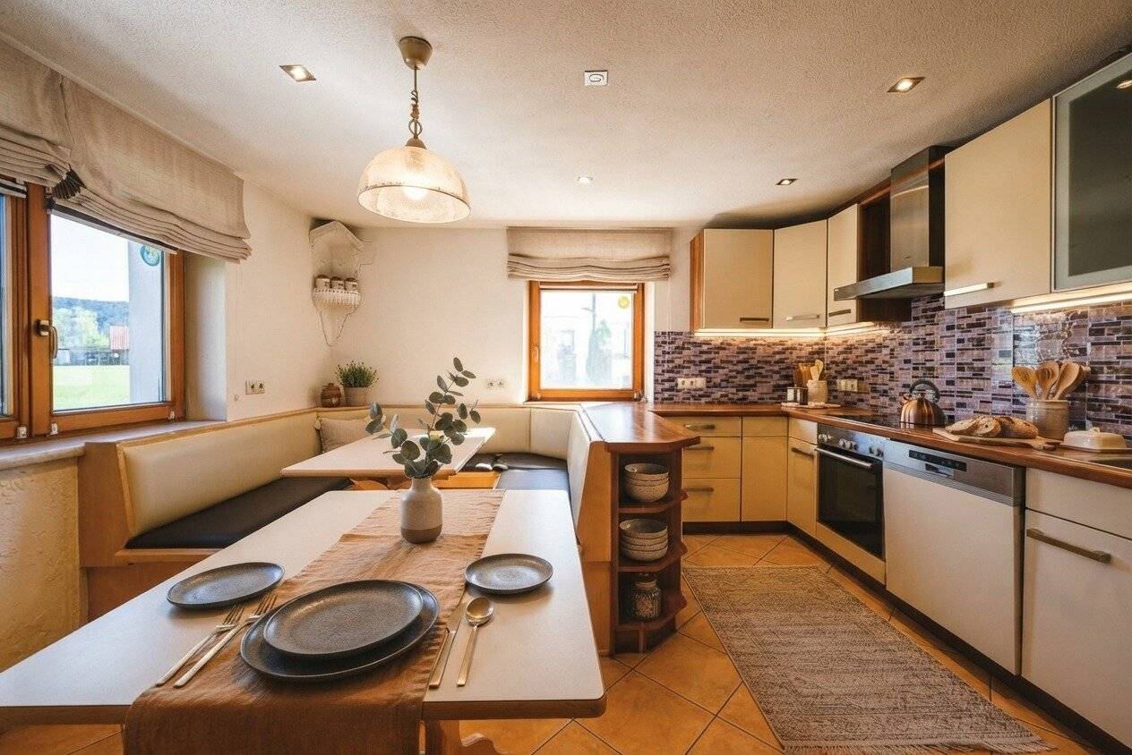 Spacious single-family house with a sought-after recreational residence zoning
