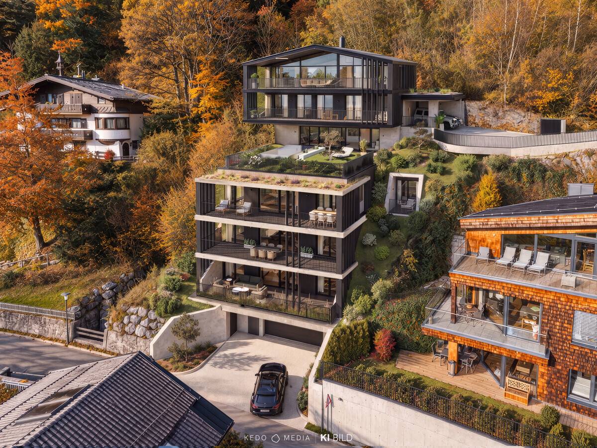 Penthouse with lake and mountain views and private terrace