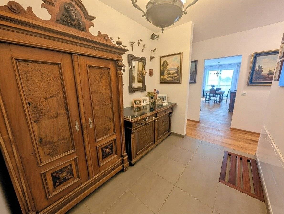 Neuwertiges, extravagantes Penthouse 110m² mit 80 m² Terrasse, 4 Zimmer, 2 Stellplätze in Piberbach!