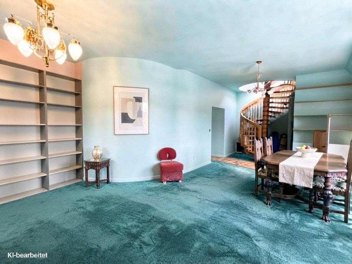 GROSSZÜGIGE 153 m² MAISONETTE MIT 17 m² PRIVATER TERRASSE – VIEL PLATZ &amp; GROSSES POTENZIAL IN 1140 WIEN
