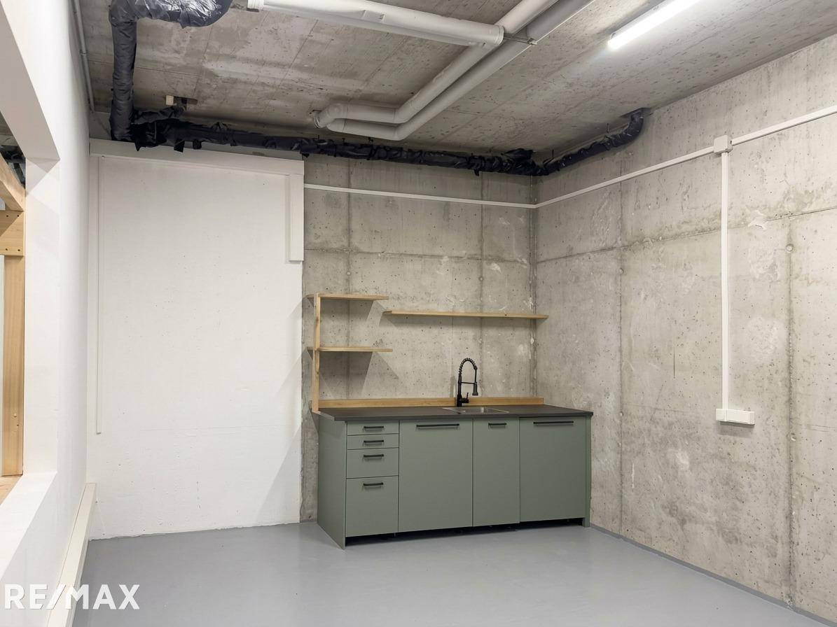 Versatile basement apartment in central location with lift access