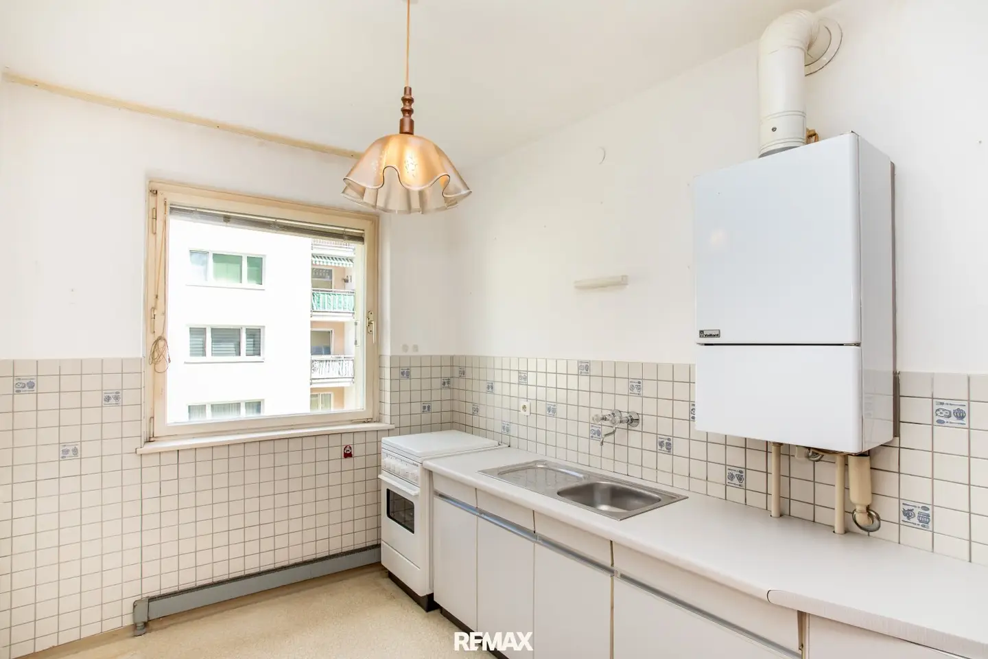 2-room condominium with glazed loggia in quiet location of Bad Ischl – Rettenbach district