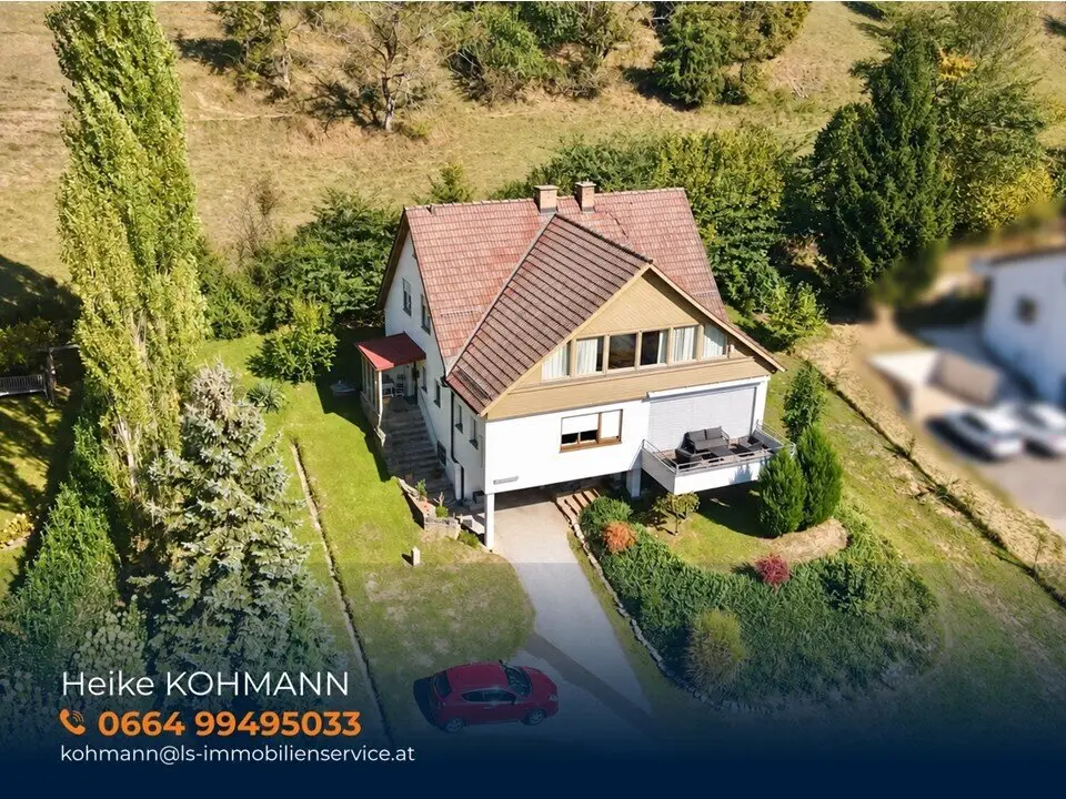 Großzügig wohnen in sonniger Aussichtslage – modernisiertes Haus mit ca. 225 m² Wohnfläche