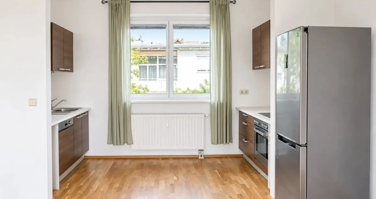 Ruckerlberg – Exclusive 2-room apartment with west-facing balcony in sought-after Graz green location