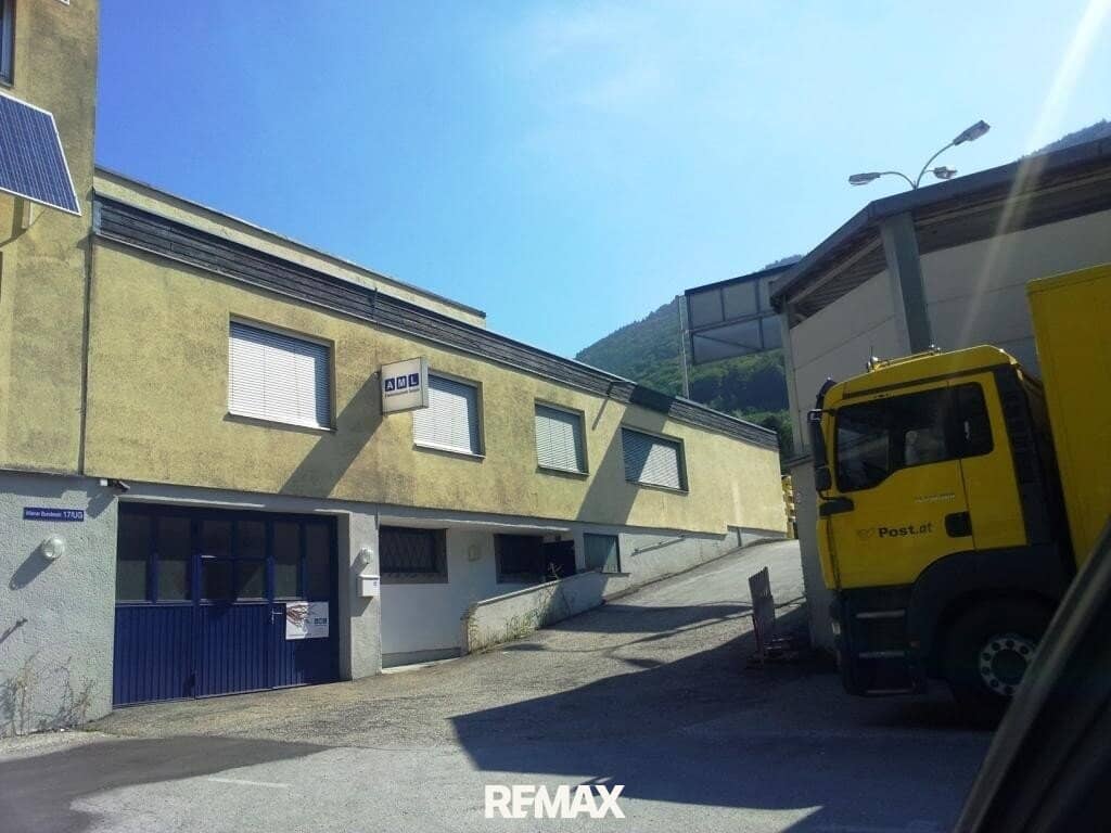 Warehouse with Office in Hallwang/Mayrwies