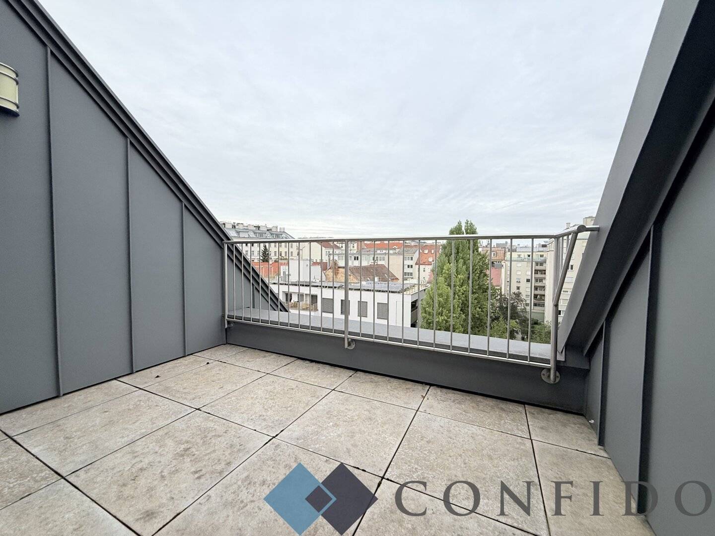Moderne DG - Wohnung mit 2 Terrassen in der Stumpergasse!
