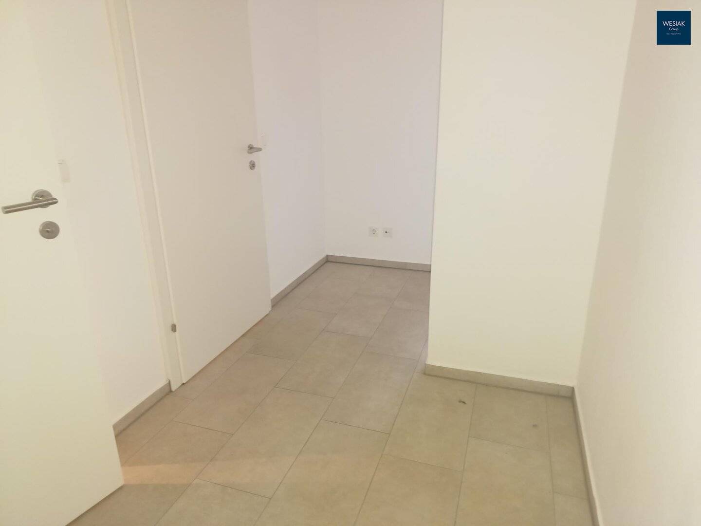 1st month rent-free! Smart living, spacious apartment for single or couple in the new district, Smart City Süd Top 413