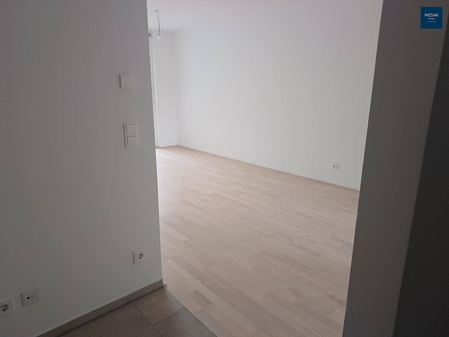 1st month rent-free! Smart living, spacious apartment for single or couple in the new district, Smart City Süd Top 413