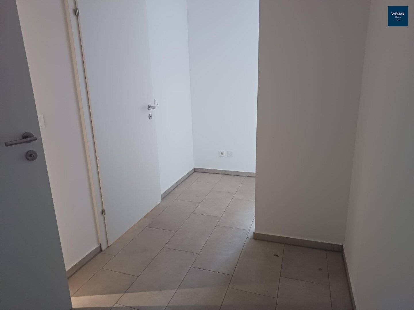 1st month rent-free! Smart living, spacious apartment for single or couple in the new district, Smart City Süd Top 413
