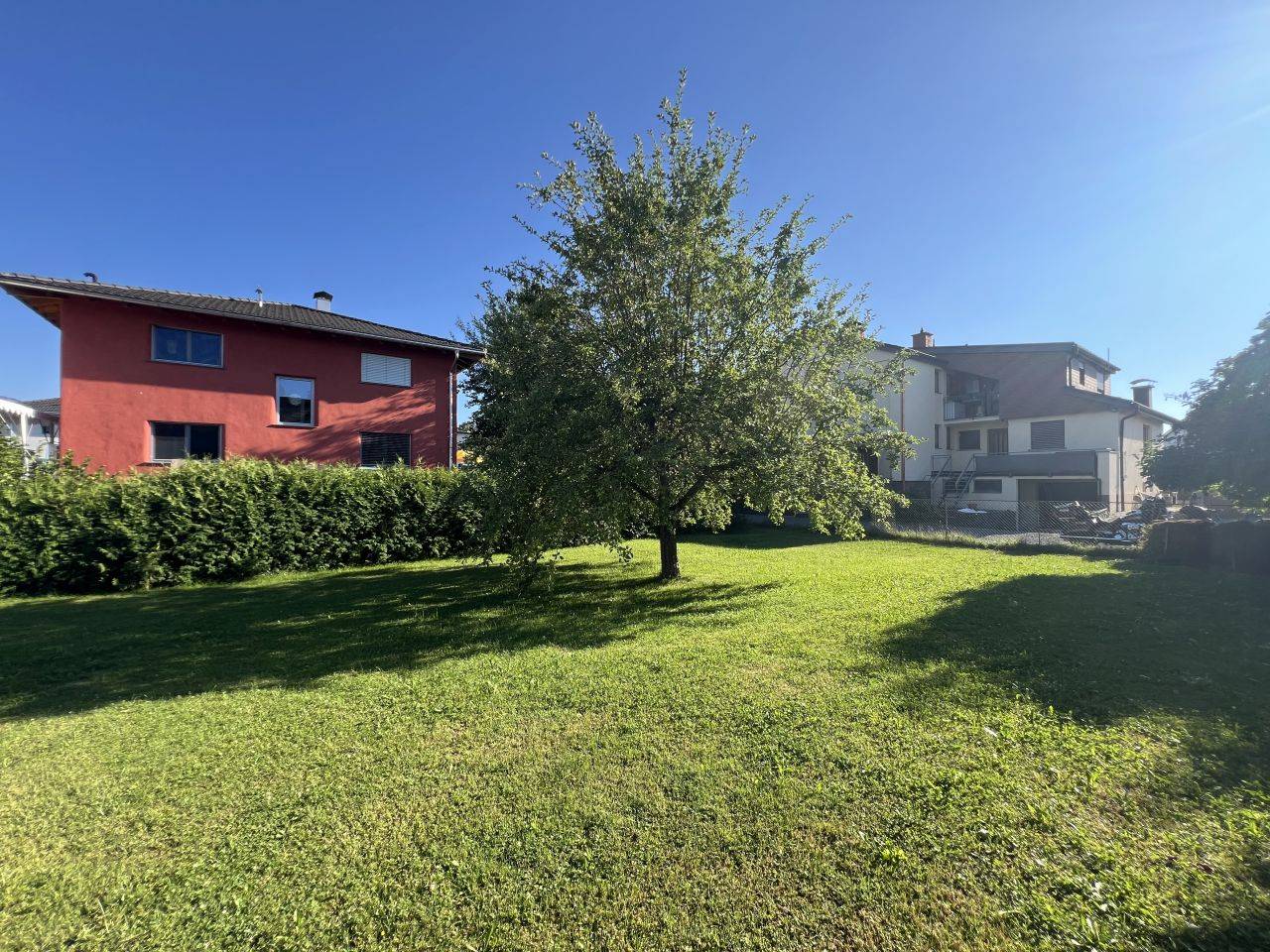 Sunny building plot in peaceful location Wohnung