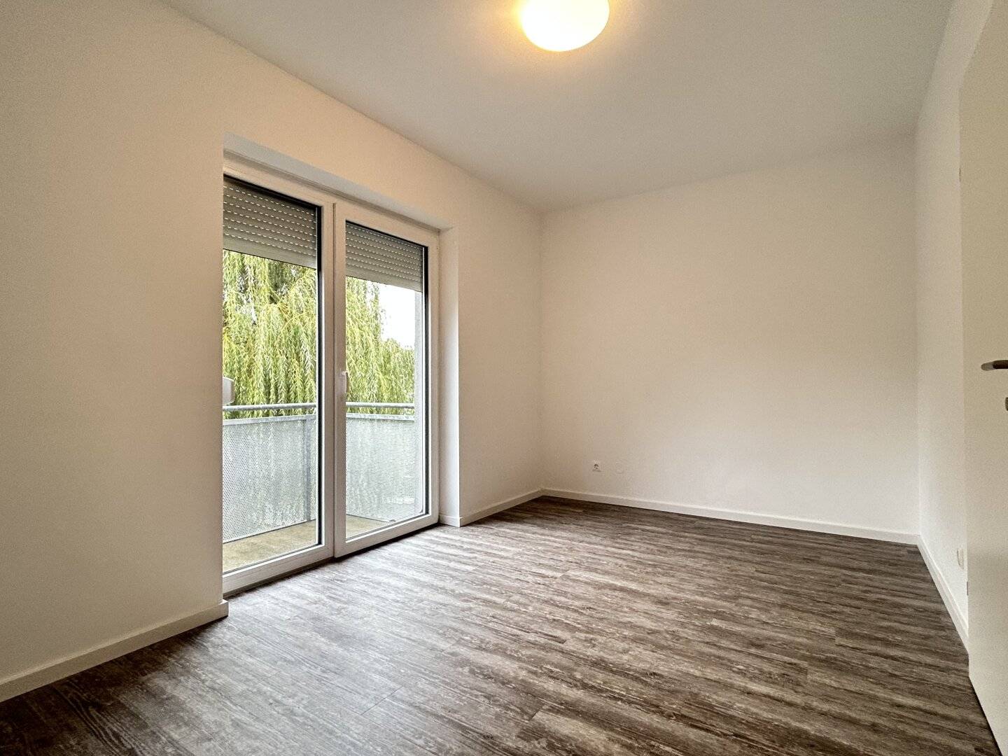 PROVISIONSFREI! 3-Zimmer-Wohnung, jedes Zimmer mit eigenem Balkon - ruhige Grünlage
