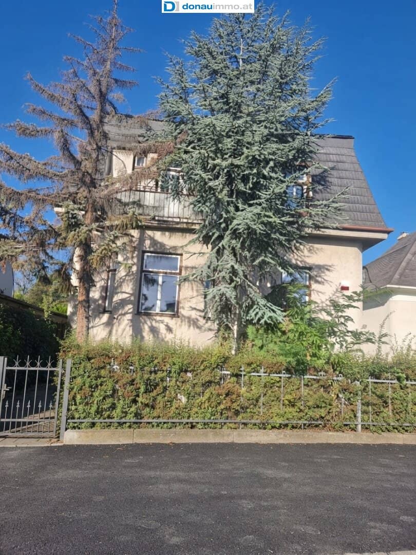 Historic Villa in Mödling – A House with History and Personality