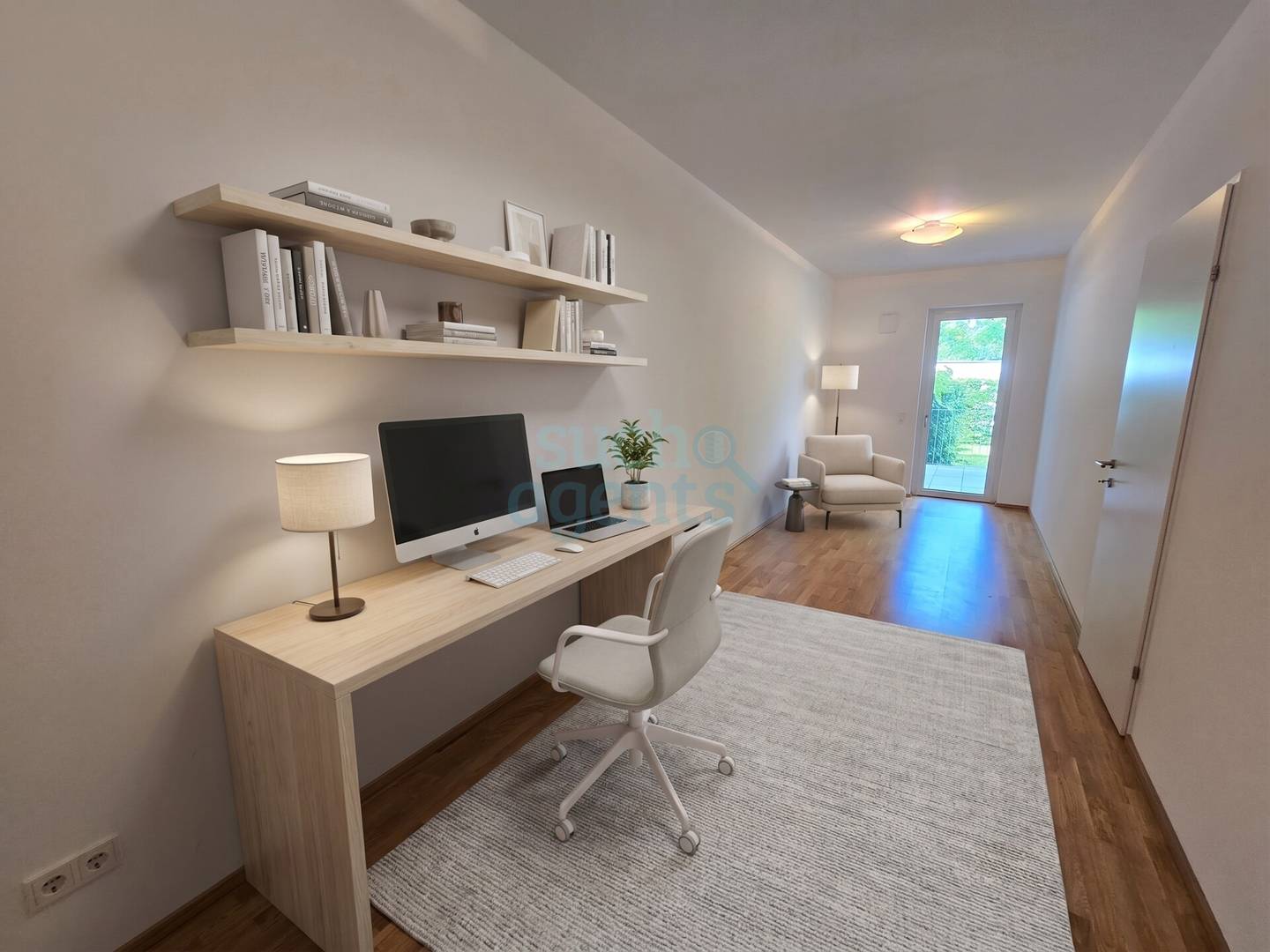Neuwertige Erdgeschosswohnung mit Privatgarten und Lift