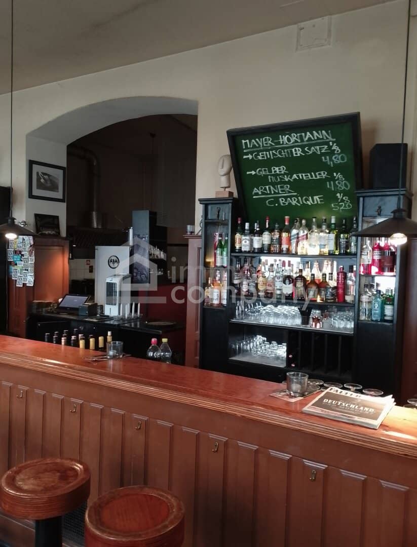 Cult Tavern &amp; Beer Bar Anton Franks