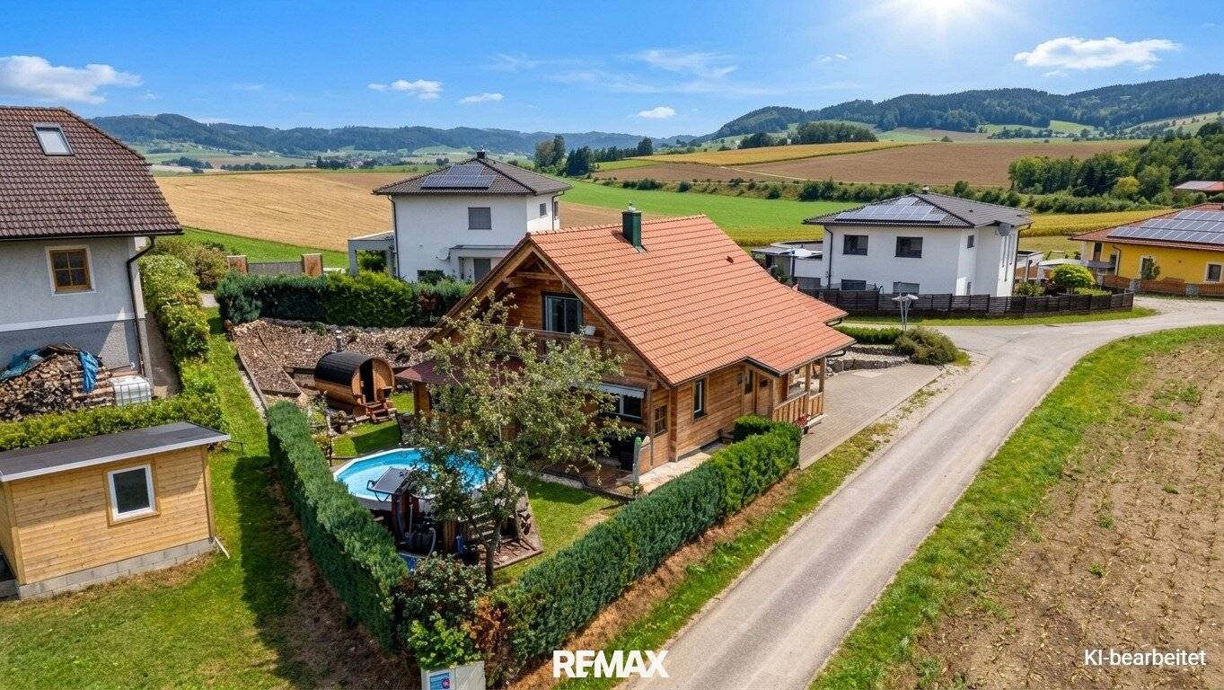 Scandinavian log house in Ottnang am Hausruck