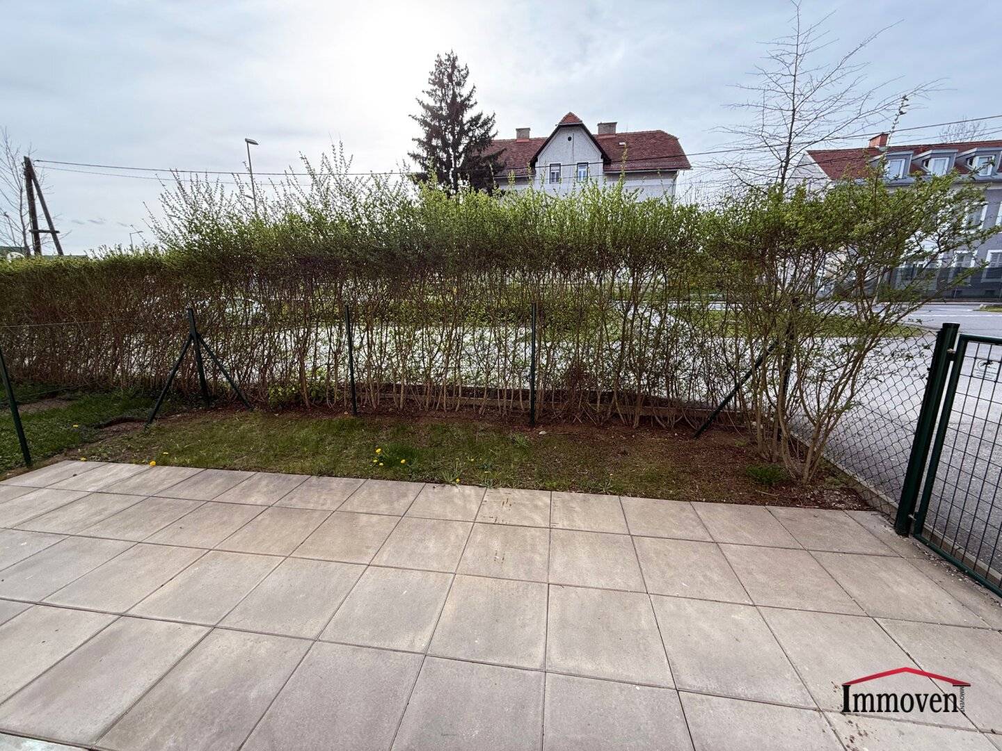 2-room apartment with terrace and garden share in Puntigam
