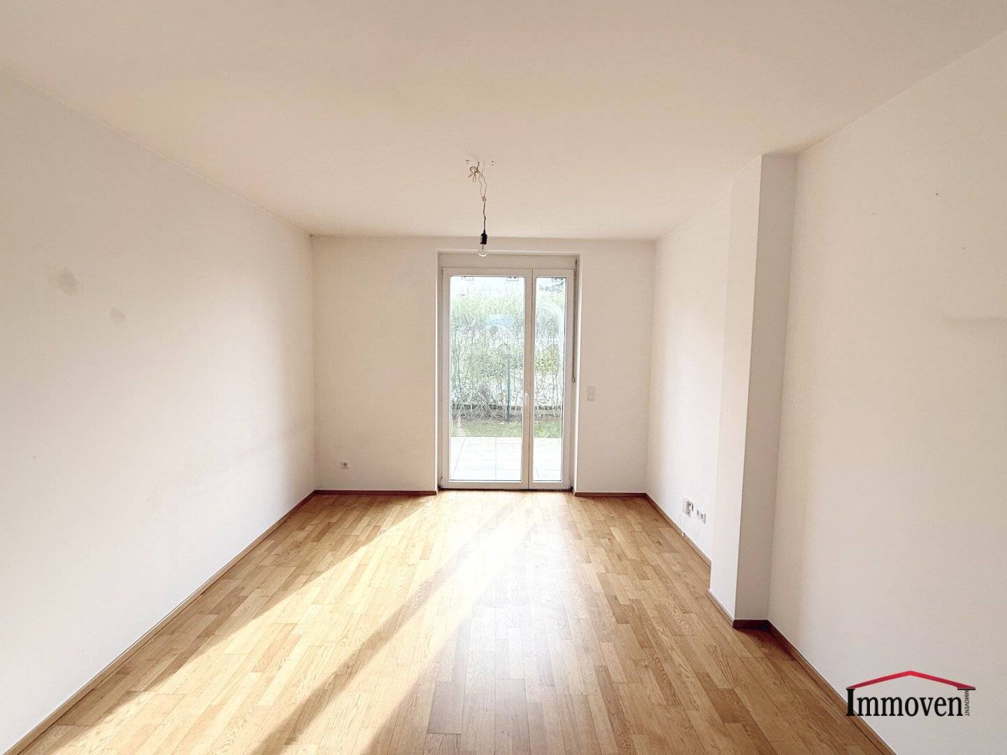 2-room apartment with terrace and garden share in Puntigam