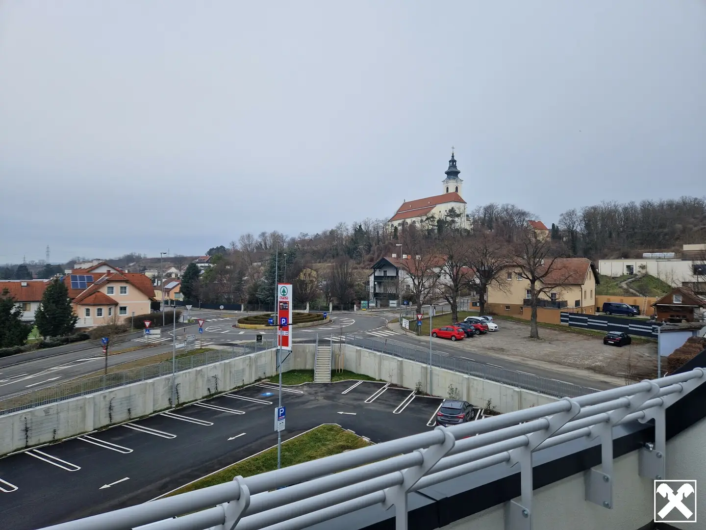 Top floor apartment new build terrace wine region