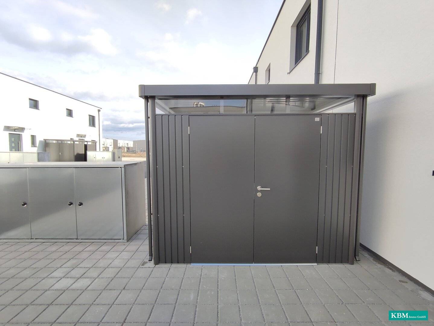 NEW Corner terraced house with large garden in state-of-the-art fittings including KITCHEN, PV and EV charging station prepared