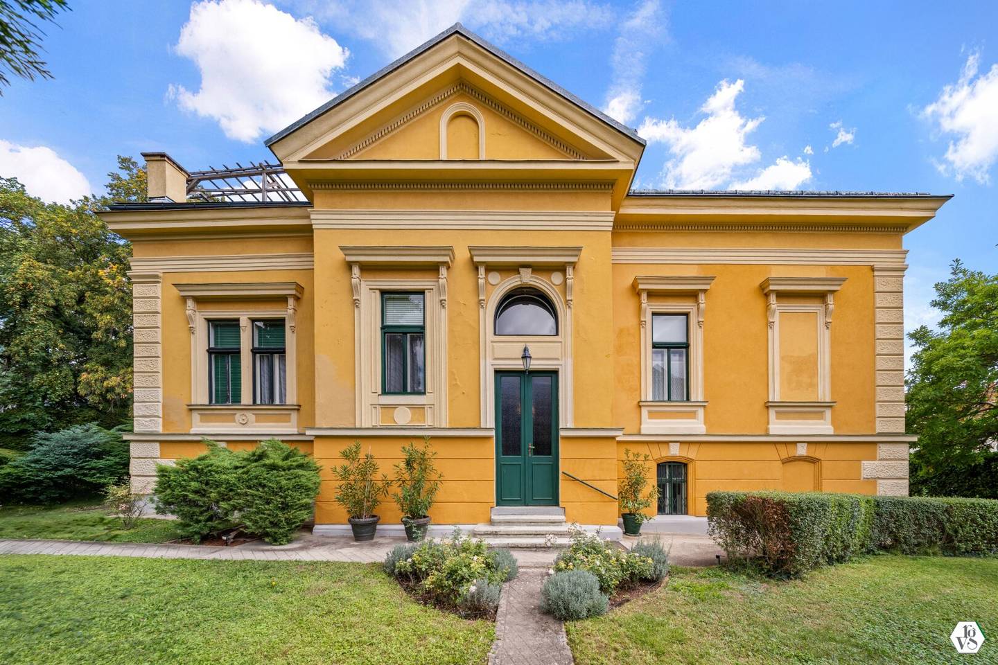 Historic Villa Foller from the Imperial Era in the traditional villa district of Baden near Vienna