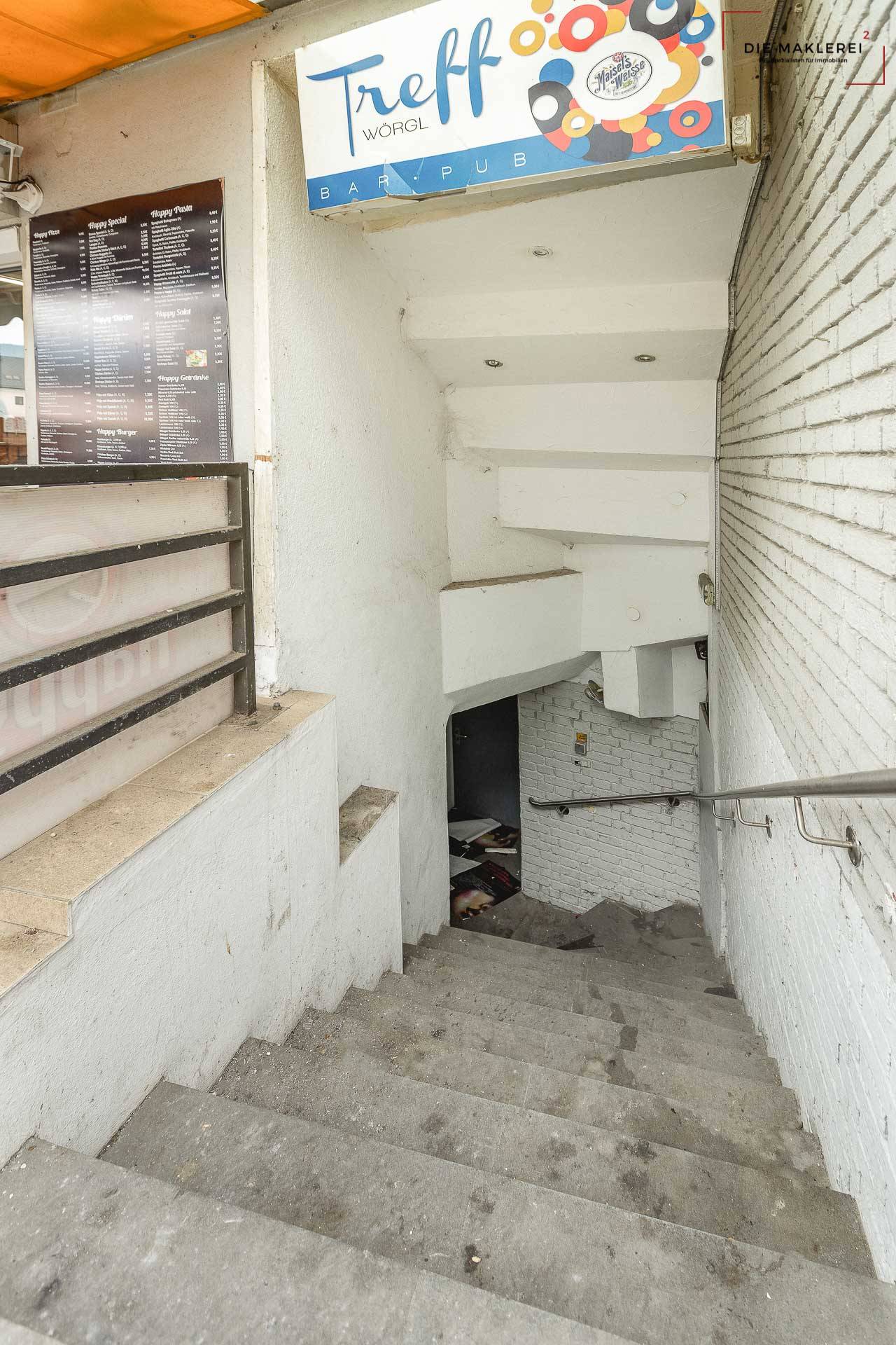 Renovation project apartment in central location with ample storage