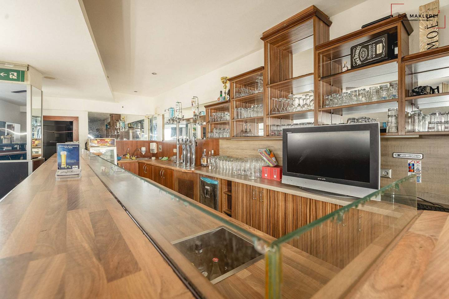 Renovation project apartment in central location with ample storage