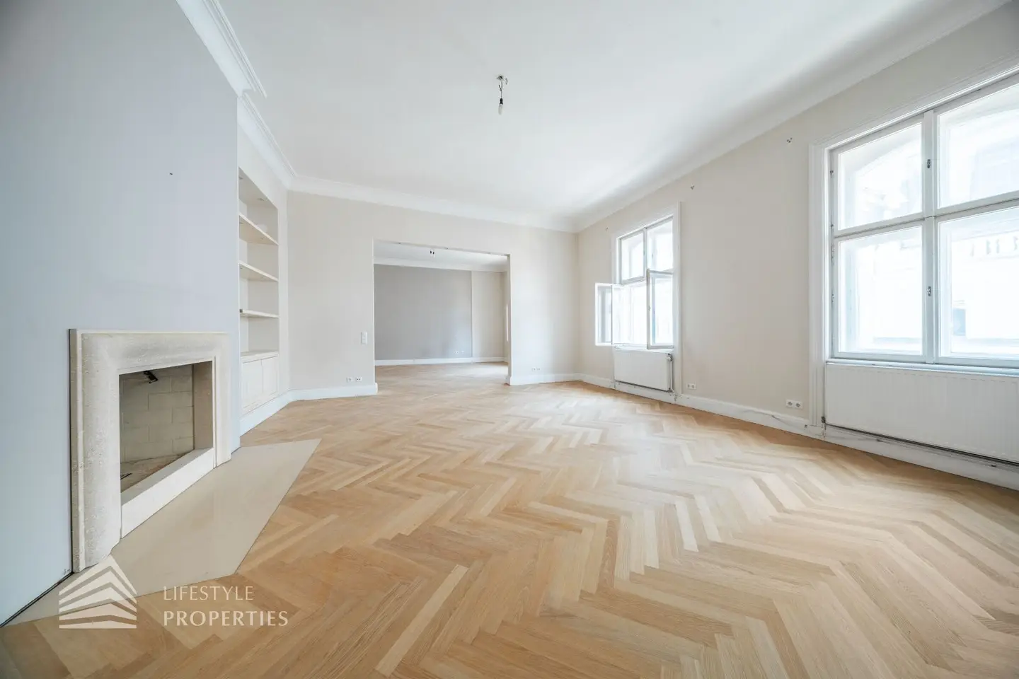 Exklusiver 4-Zimmer-Altbau Nähe Oper