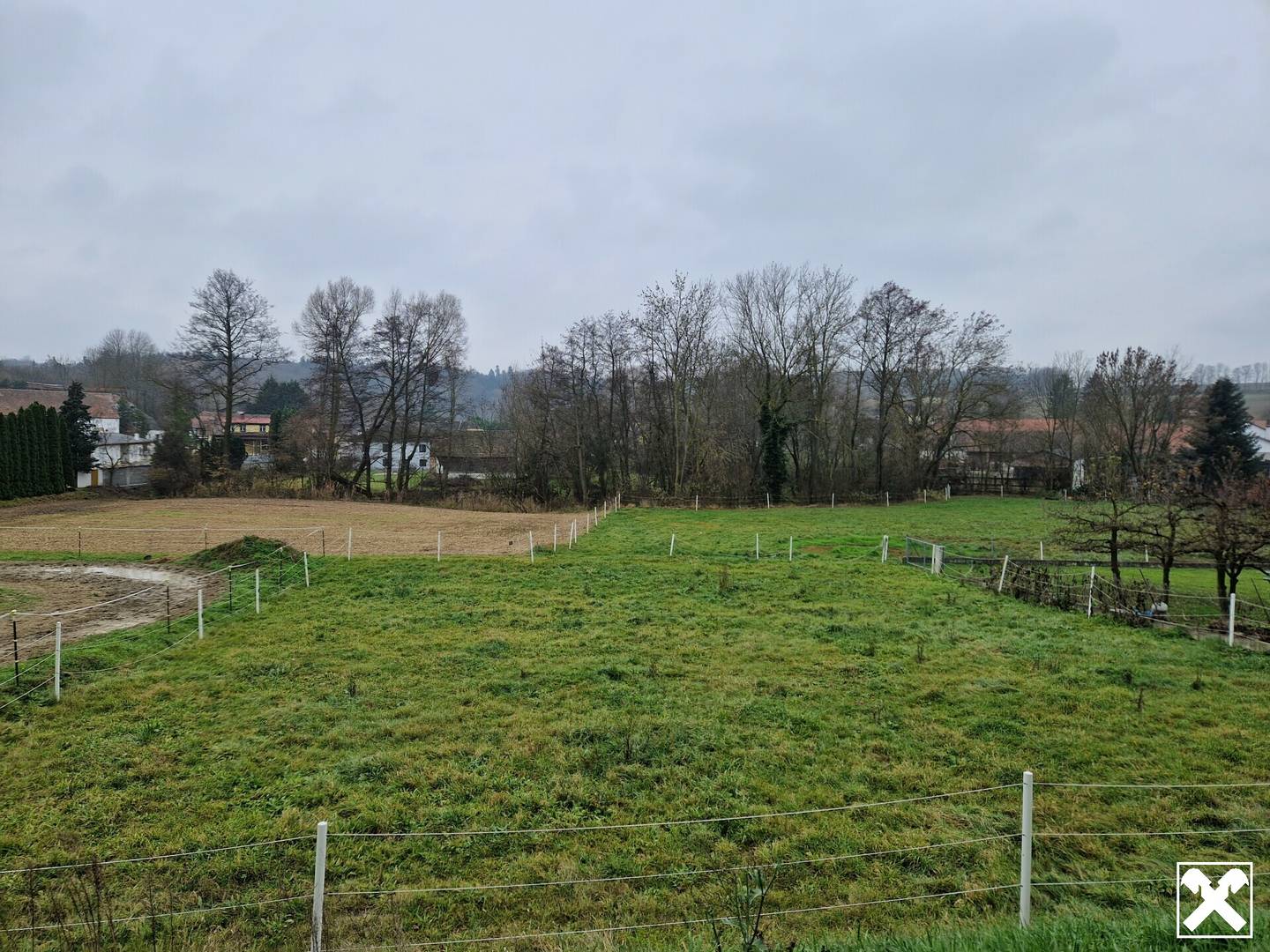 PREISREDUKTION: SONNIGE LEBENSQUALITÄT AM LAND - BAUGRUNDSTÜCK OHNE BAUZWANG