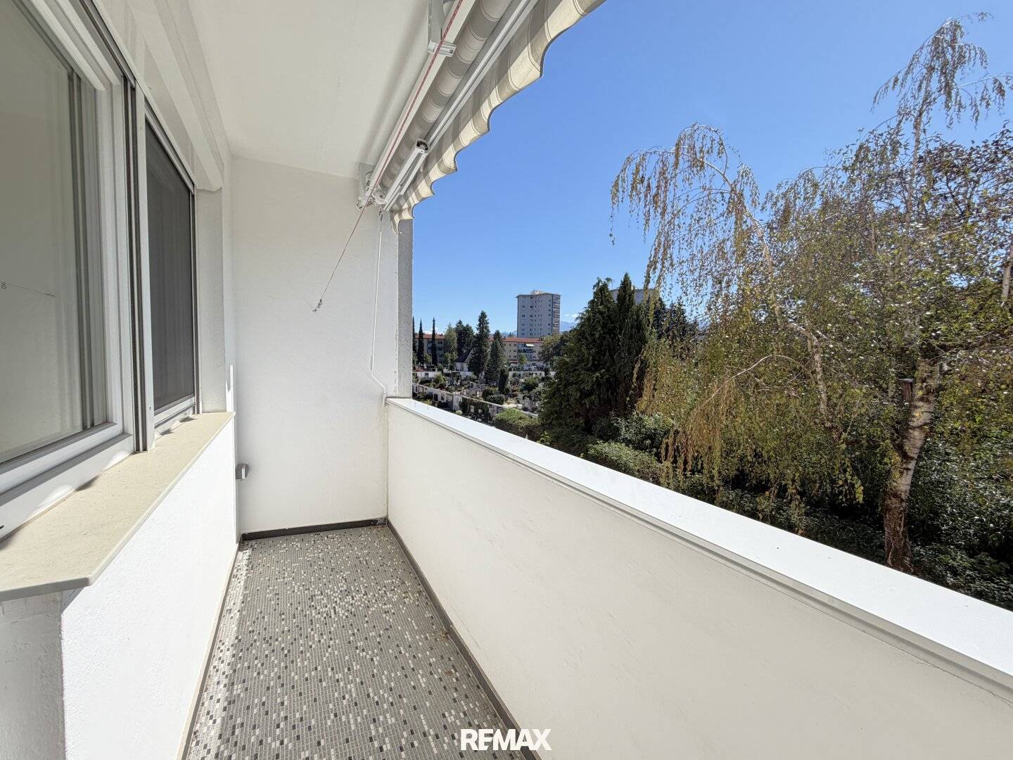 3 Zimmer mit ruhiger Südloggia in Waidmannsdorf