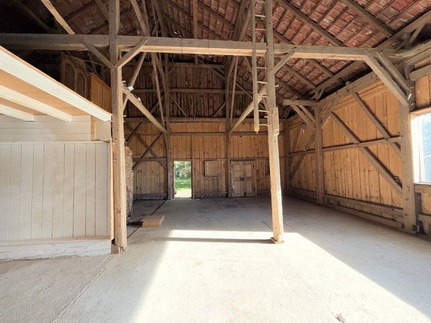 Versatile storage for rent