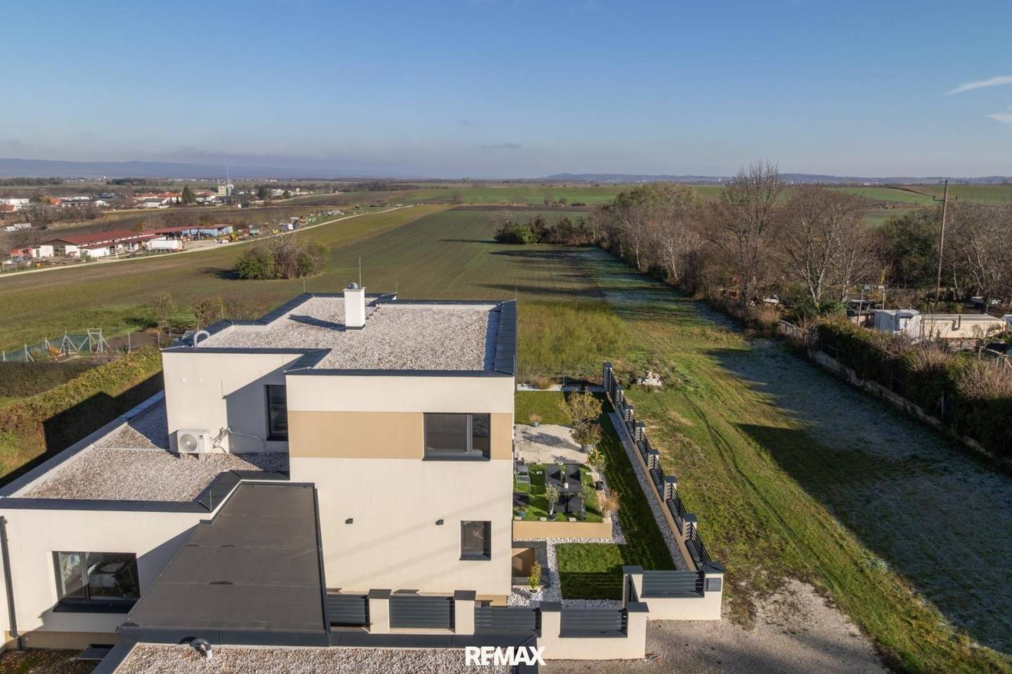 Exklusives Traumhaus mit Weitblick - modernes Wohnen in bester Lage