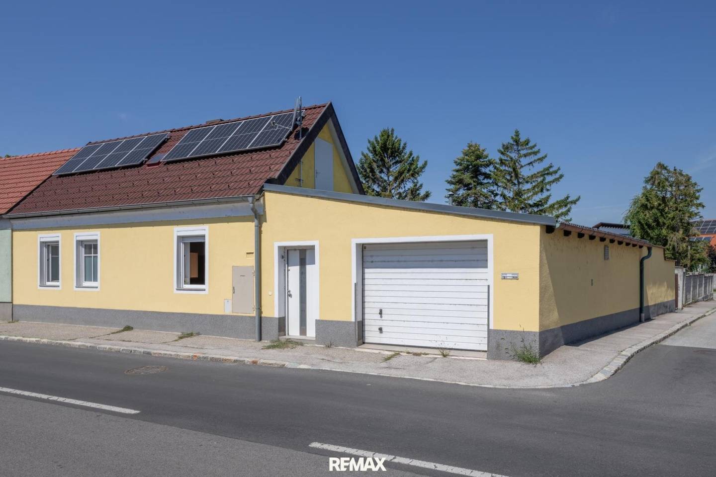 Herziges Haus mit großem Grund im Herzen von Oggau am Neusiedlersee