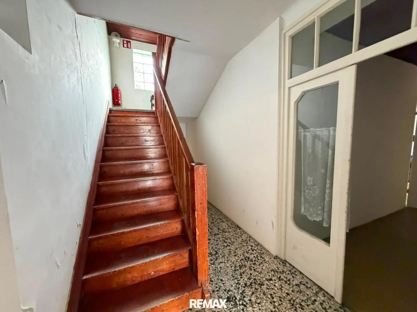 Affordable tenement house with 5 apartments in Mattersburg