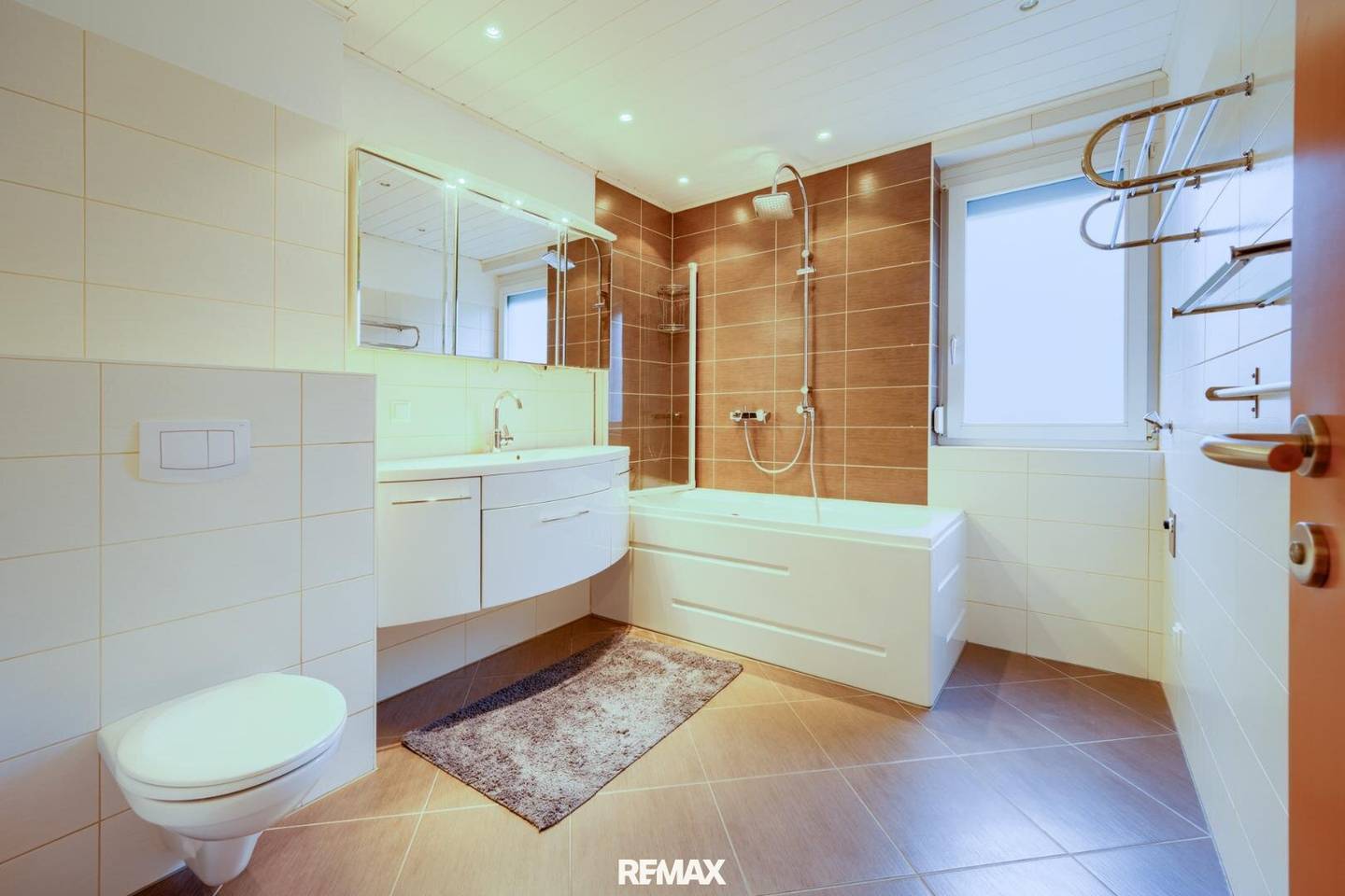 Untergeschoss - Badezimmer