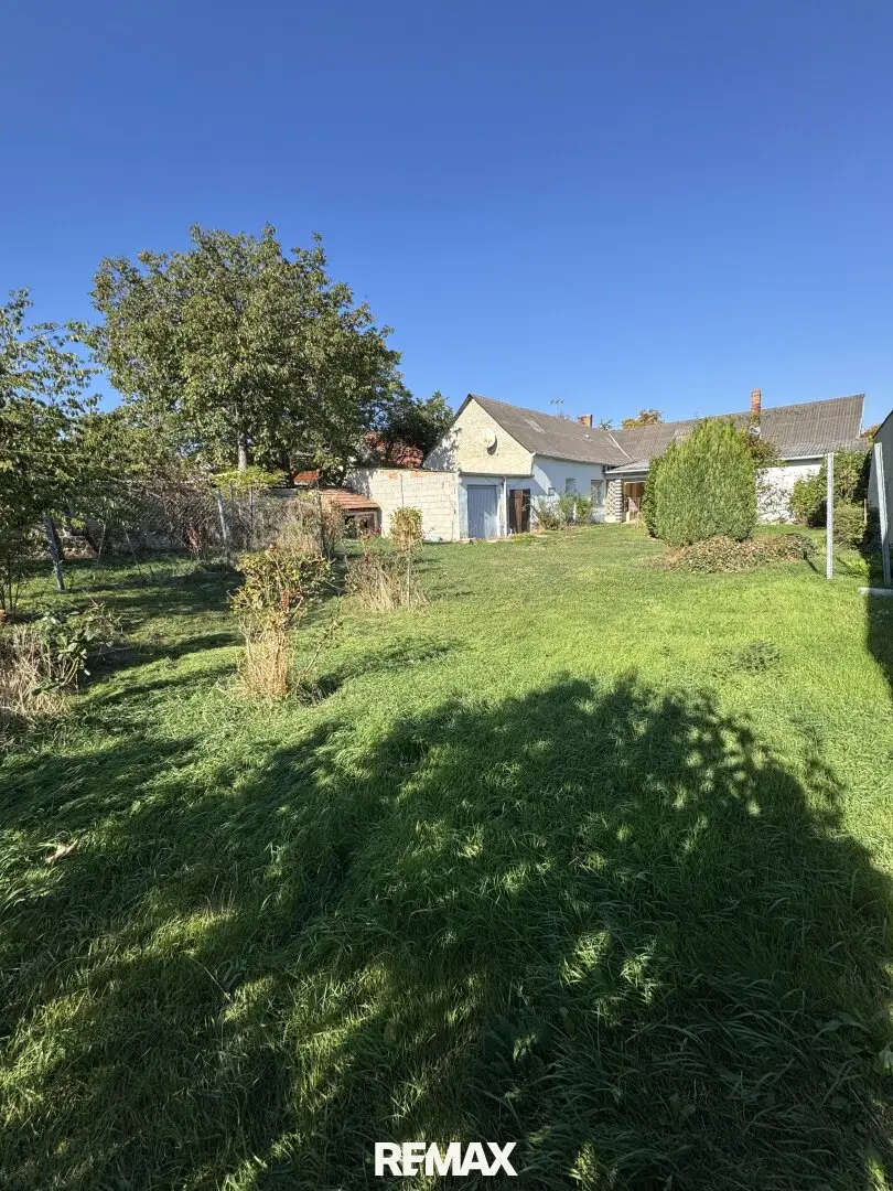 Traditionelles Anwesen mit Entwicklungspotenzial in Breitenbrunn am Neusiedler See