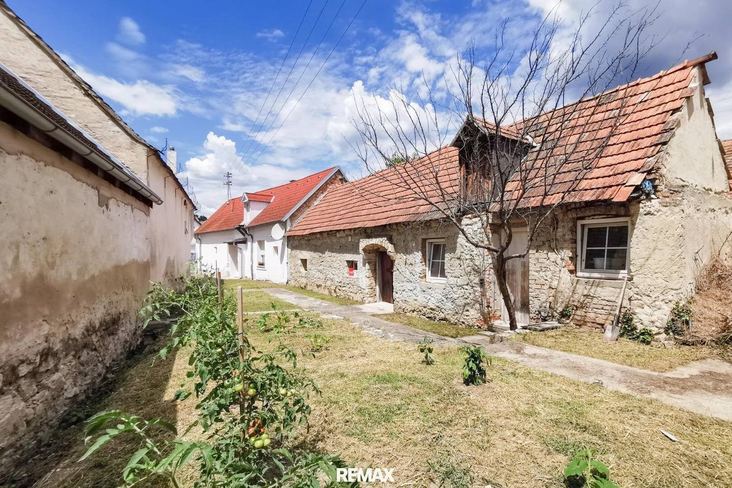 Sanierungsprojekt - Streckhof mit kleinem Garten