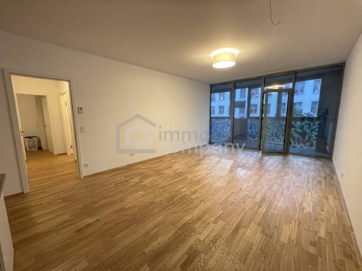 Modern 3-room apartment 107m² with loggia, garage and air conditioning in the heart of 1040 Vienna
