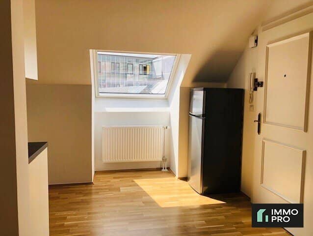 4-room attic apartment with air conditioning in Geidorf, suitable for flatshare