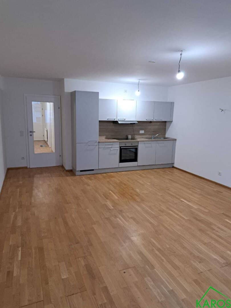 Bright 2-room apartment in 1100 Wien, 61.5 m², 3rd floor, Rent €978.73