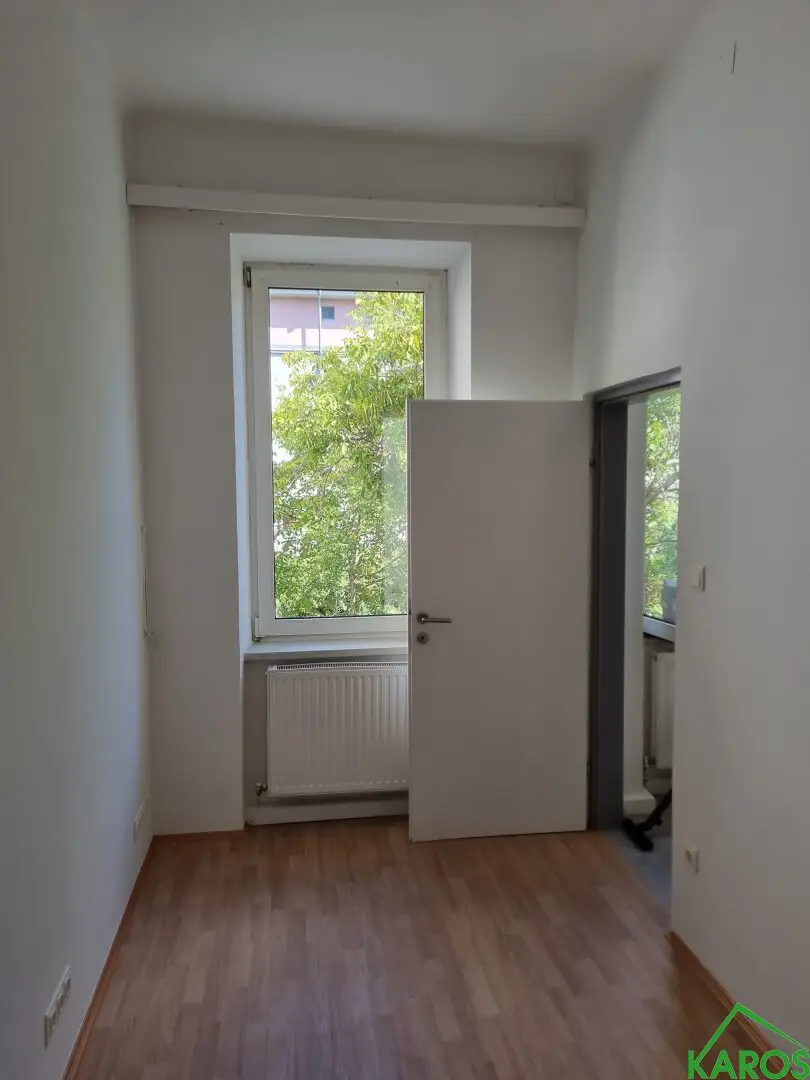 2 1/2 -ZIMMER-FAMILIENHIT - *ERSTBEZUG NACH SANBIERUNG*