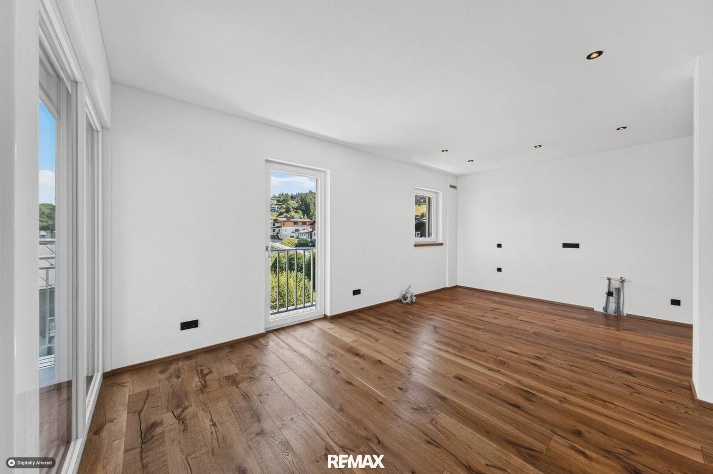 Modern 4-room apartment with sunny balcony, optional underground parking space and barrier-free access in the center of St. Johann in Tirol
