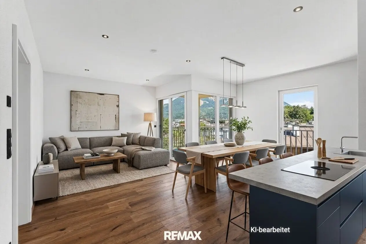 Modern 4-room apartment with sunny balcony, optional underground parking space and barrier-free access in the center of St. Johann in Tirol