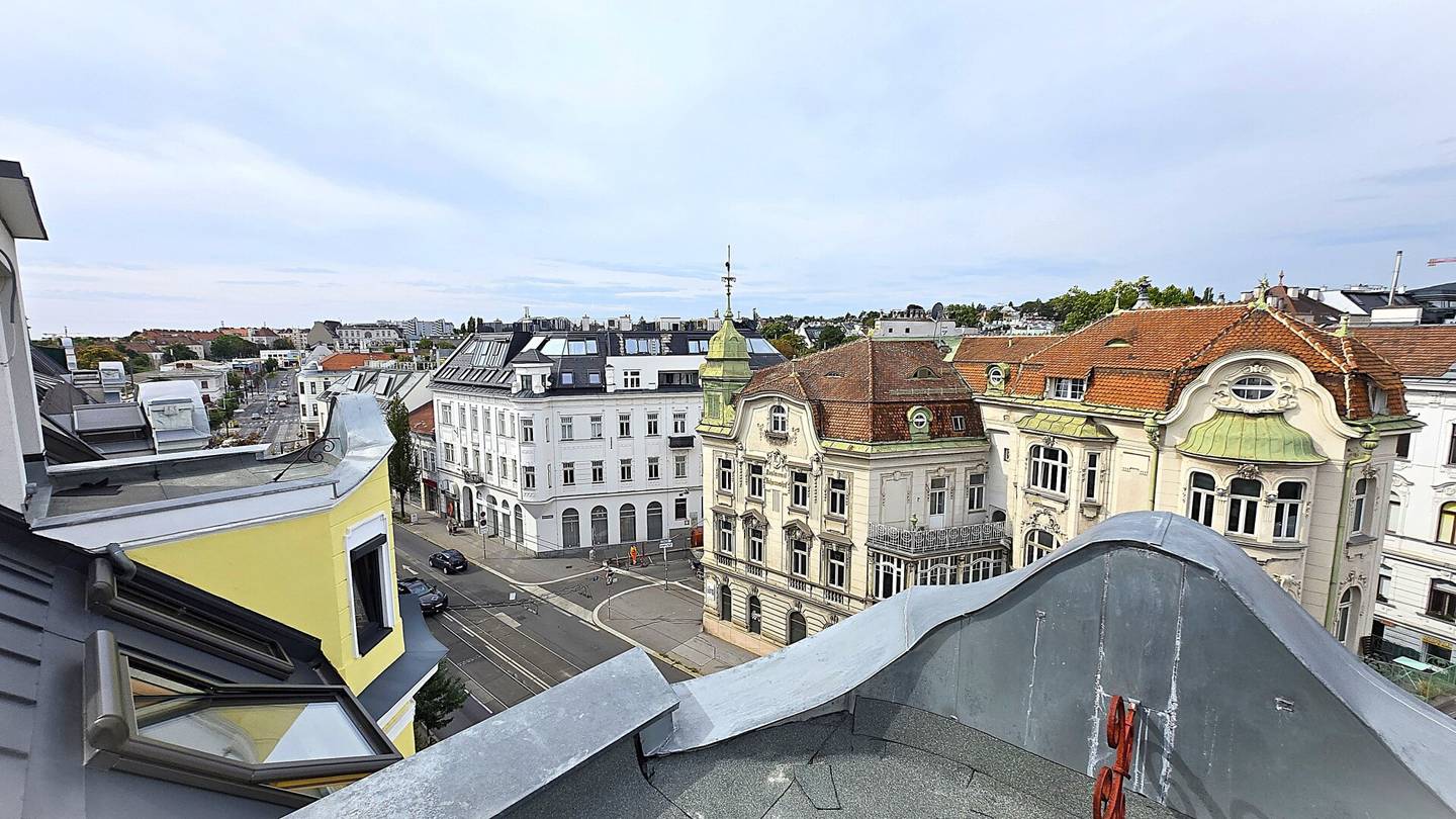 Luxuriöser Dachgeschoss-Erstbezug am Gersthoferplatz