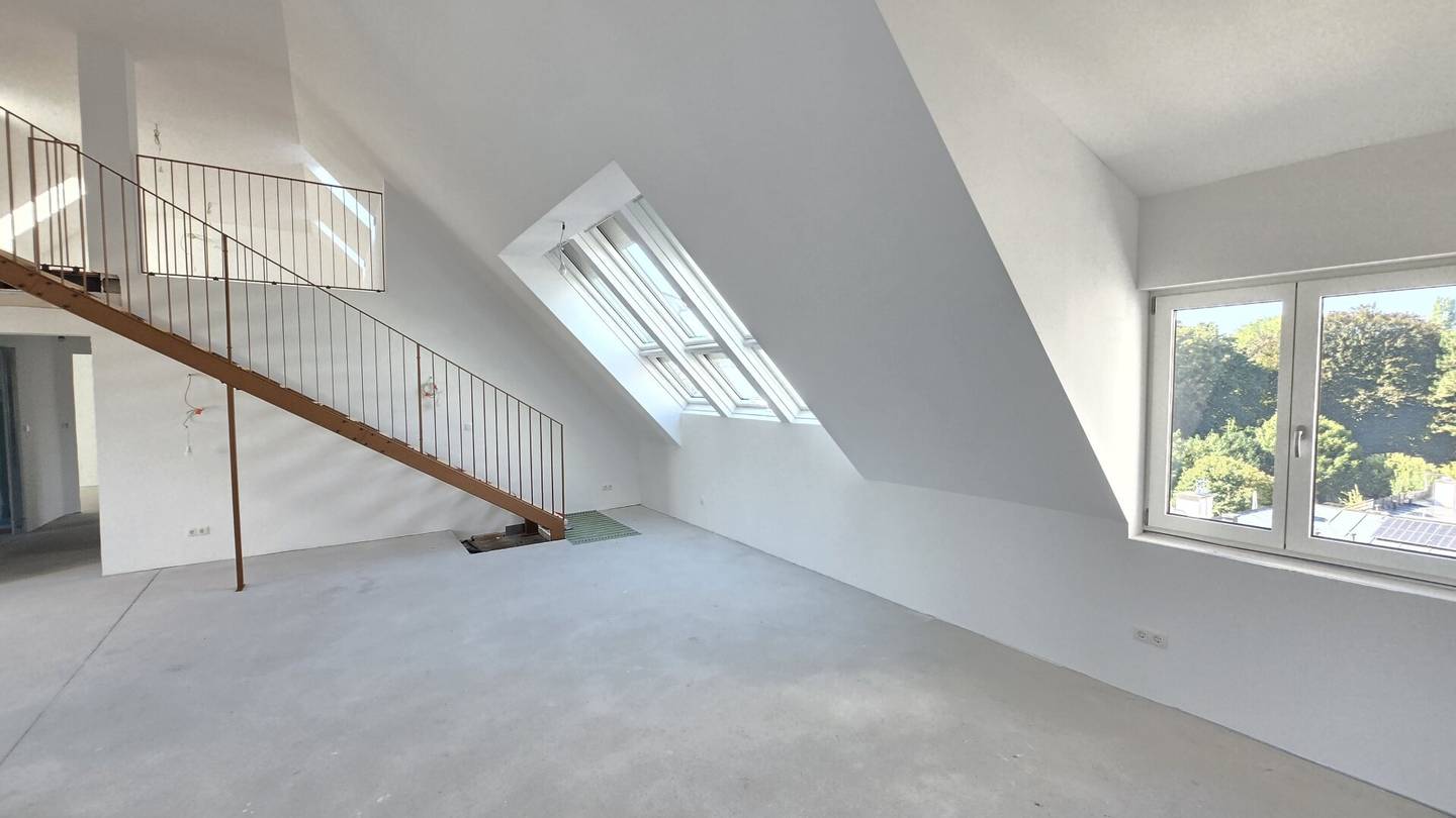 Dachgeschoss-Neubau im historischen Grinzinger Cottage