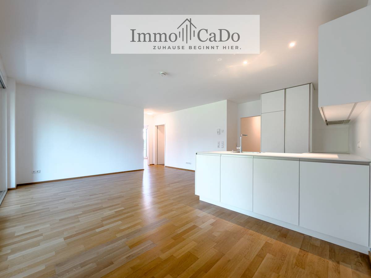 Wohnung with large terrace and bright living spaces