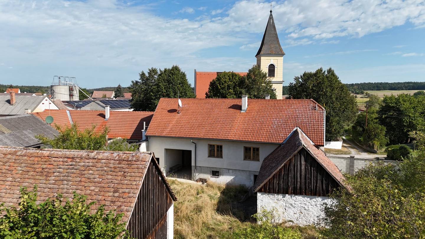 Mehr Platz, mehr Möglichkeiten – Wohnhaus auf ca. 3.053 m² in Niederfladnitz