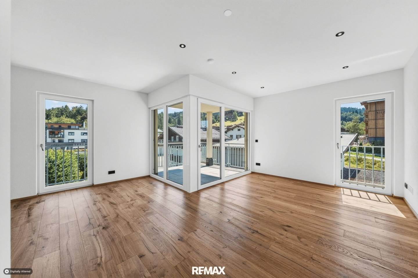 Top modern 3-room new build apartment with rooftop terrace and stunning view in the heart of St. Johann – first occupancy