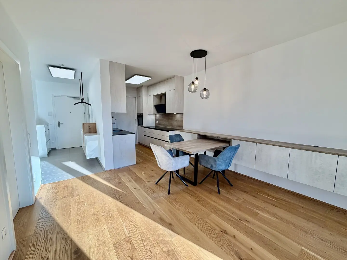 KLEINES WOHNJUWEL. GROSSES LEBENSGEFÜHL. EINE WOHNUNG, VIELE MÖGLICHKEITEN - GANZ NAH AM MILLSTÄTTER SEE!